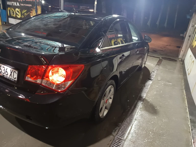 Chevrolet Cruze 2.0D, снимка 5 - Автомобили и джипове - 48643260