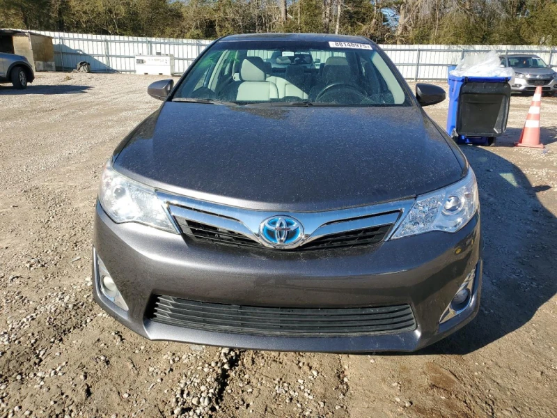 Toyota Camry HYBRID, снимка 2 - Автомобили и джипове - 48721380