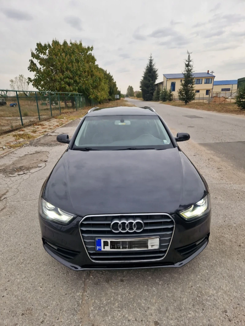 Audi A4 KeylessGO/Navi/LED, снимка 1 - Автомобили и джипове - 49137301