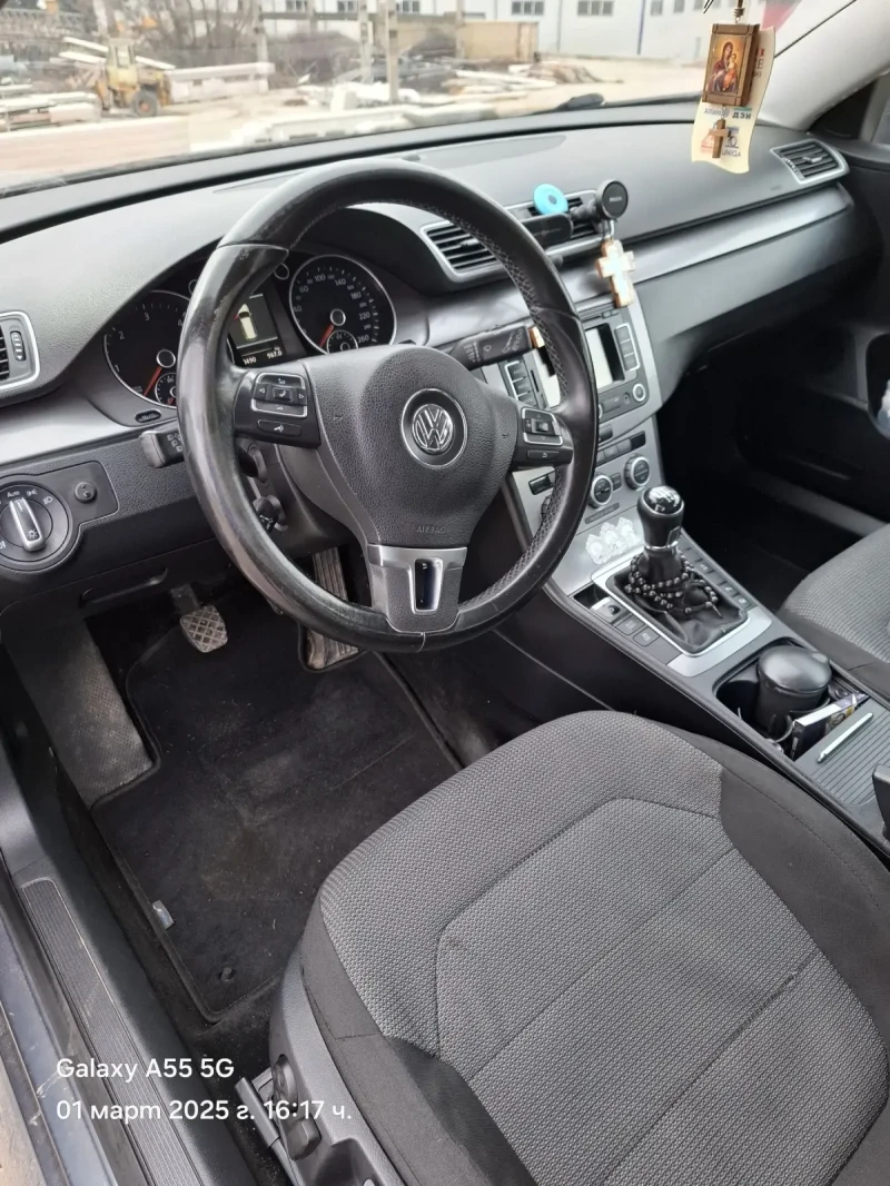 VW Passat, снимка 8 - Автомобили и джипове - 49338954