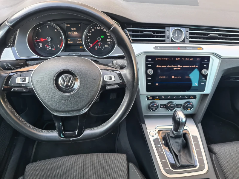 VW Passat, снимка 15 - Автомобили и джипове - 49471290