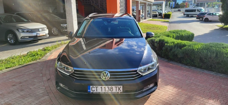 VW Passat, снимка 2 - Автомобили и джипове - 49471290