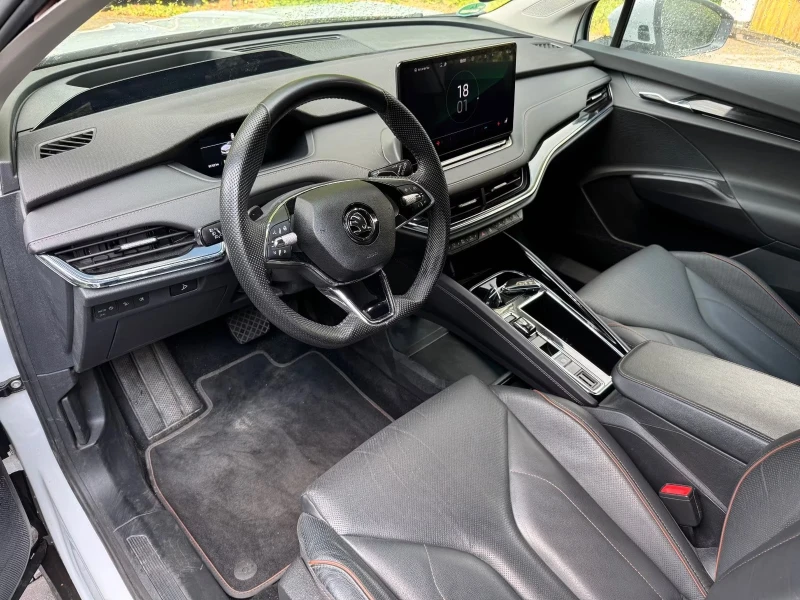 Skoda Enyaq 82 Kwгаранция терм.помпа екстри , снимка 5 - Автомобили и джипове - 51035311