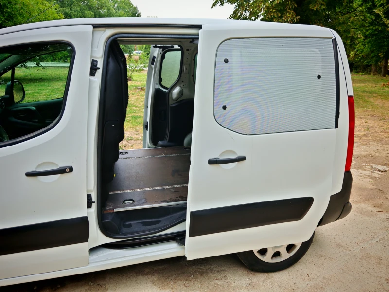 Peugeot Partner Van, снимка 9 - Автомобили и джипове - 52661618