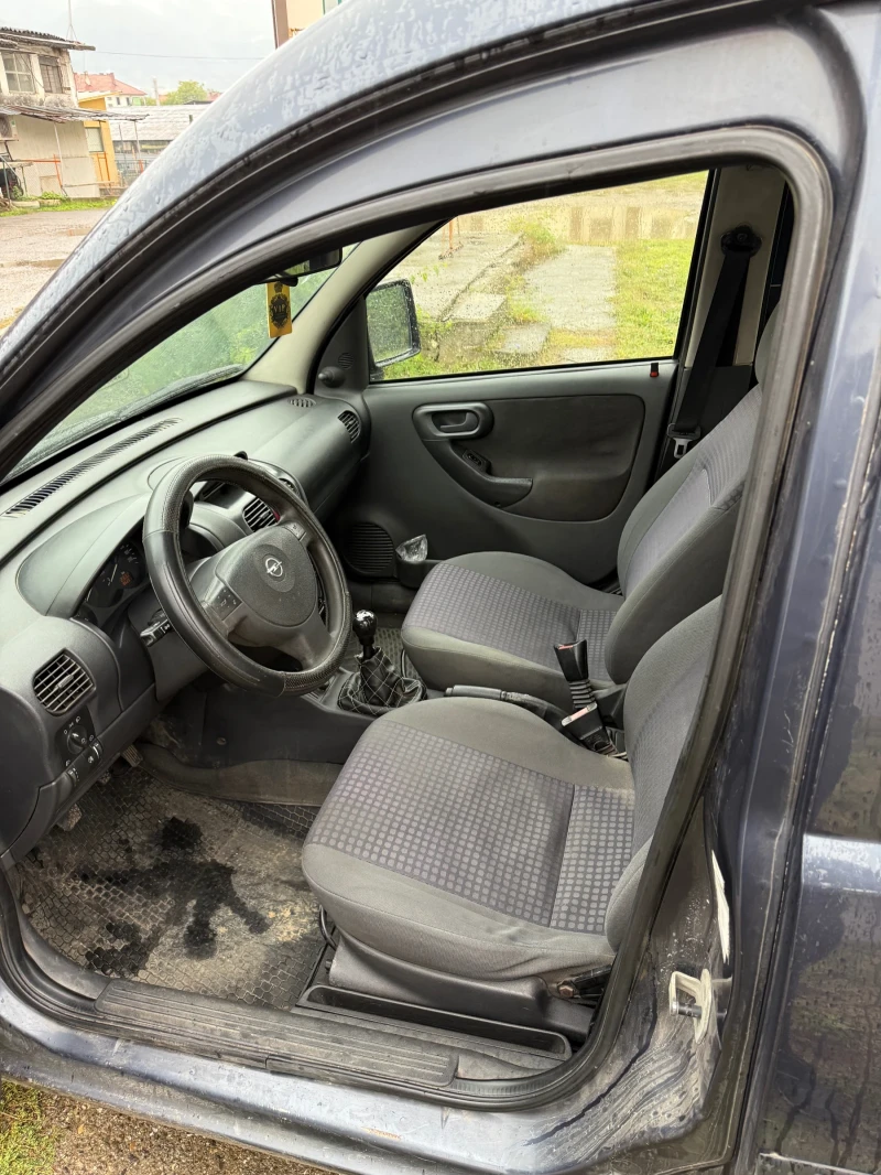 Opel Combo, снимка 9 - Автомобили и джипове - 52054470