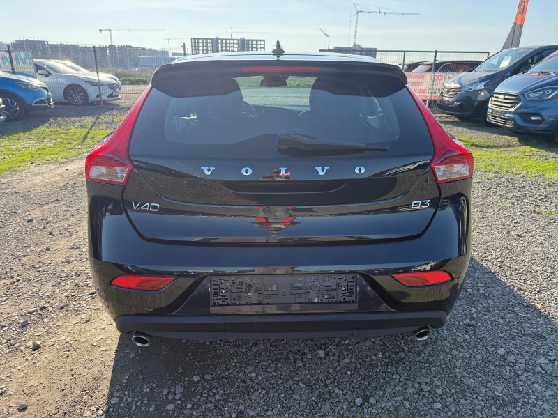 Volvo V40 2.0D CH AUTOMAT NAVI, снимка 5 - Автомобили и джипове - 52422670