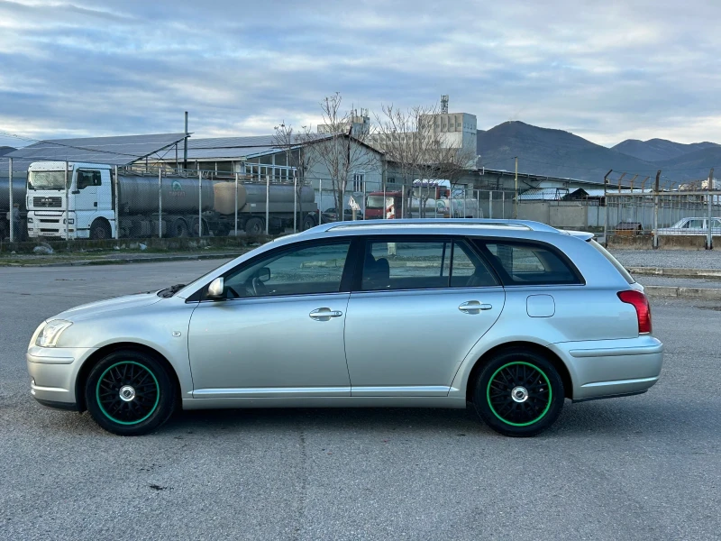 Toyota Avensis  1.8i 129ps Фейслифт , снимка 3 - Автомобили и джипове - 53048252