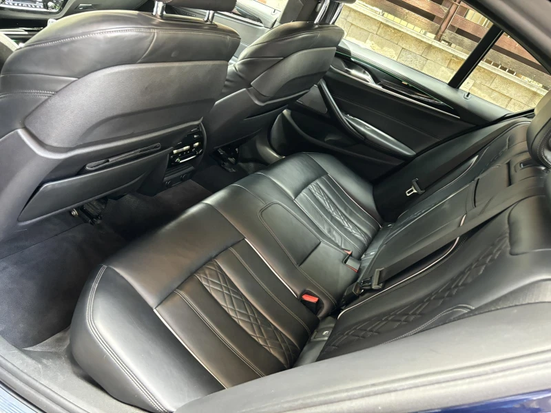 BMW 550 M550d xDrive FULL H/K Head-Up Soft Close , снимка 10 - Автомобили и джипове - 53271062
