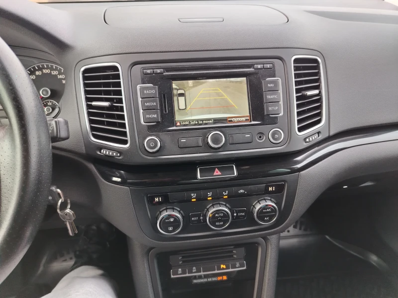 Seat Alhambra 2.0 TDI DSG KAMERA, снимка 11 - Автомобили и джипове - 53282620