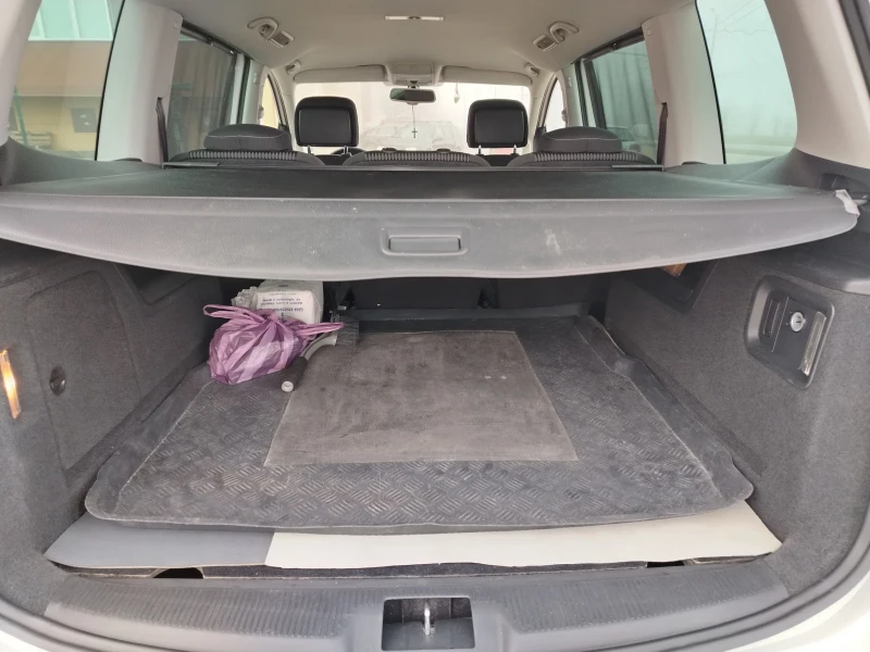 Seat Alhambra 2.0 TDI DSG KAMERA, снимка 15 - Автомобили и джипове - 53282620