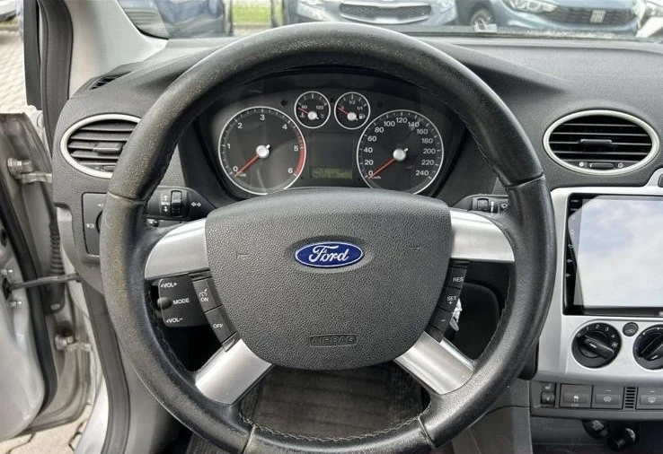 Ford Focus //1.6TDCI//TOP//, снимка 9 - Автомобили и джипове - 49178147