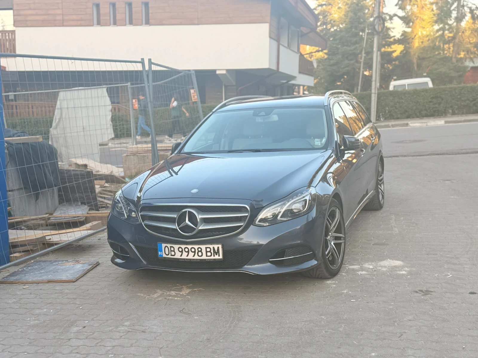 Mercedes-Benz E 300  - изображение 2