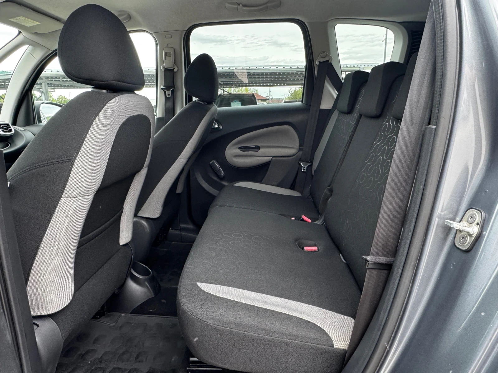 Citroen C3 Picasso 1.4i - изображение 9