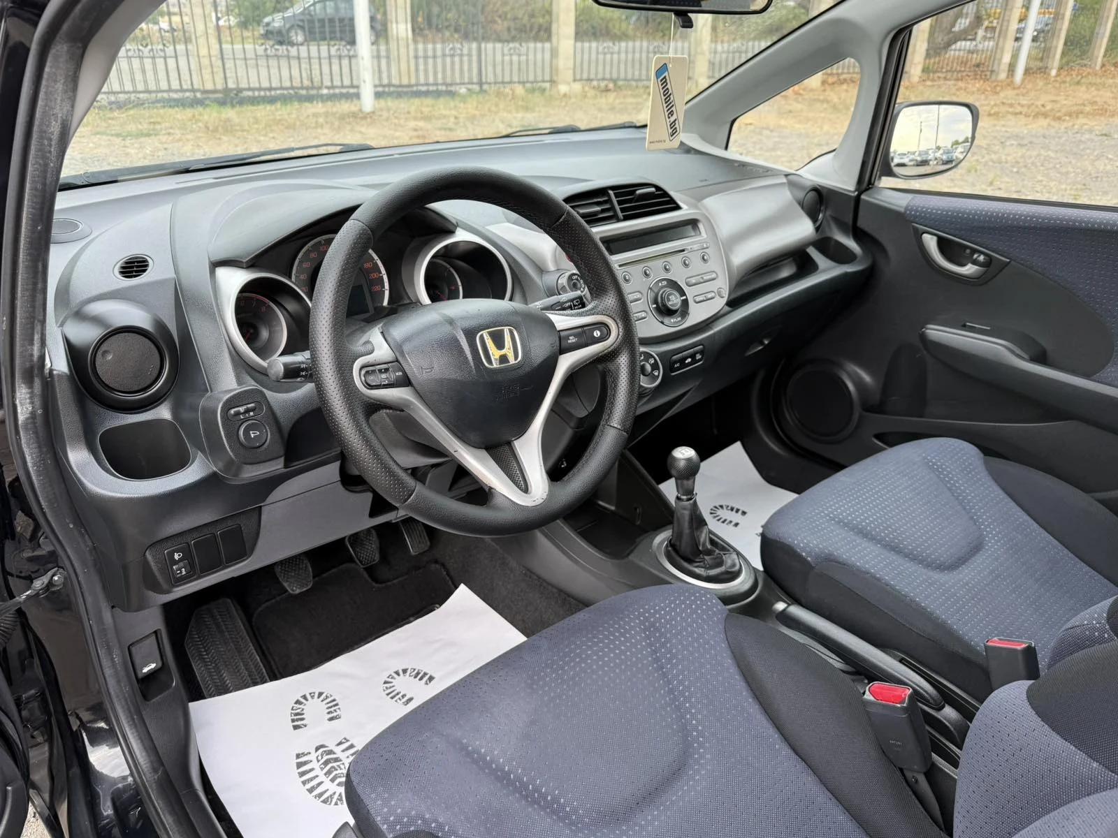 Honda Jazz  - изображение 8