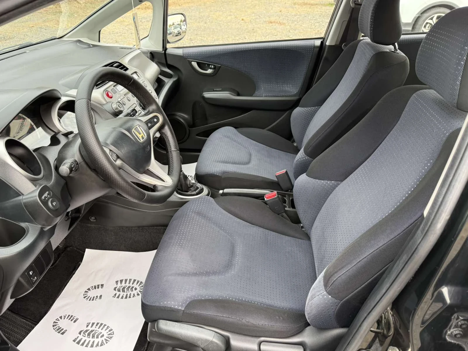 Honda Jazz  - изображение 9