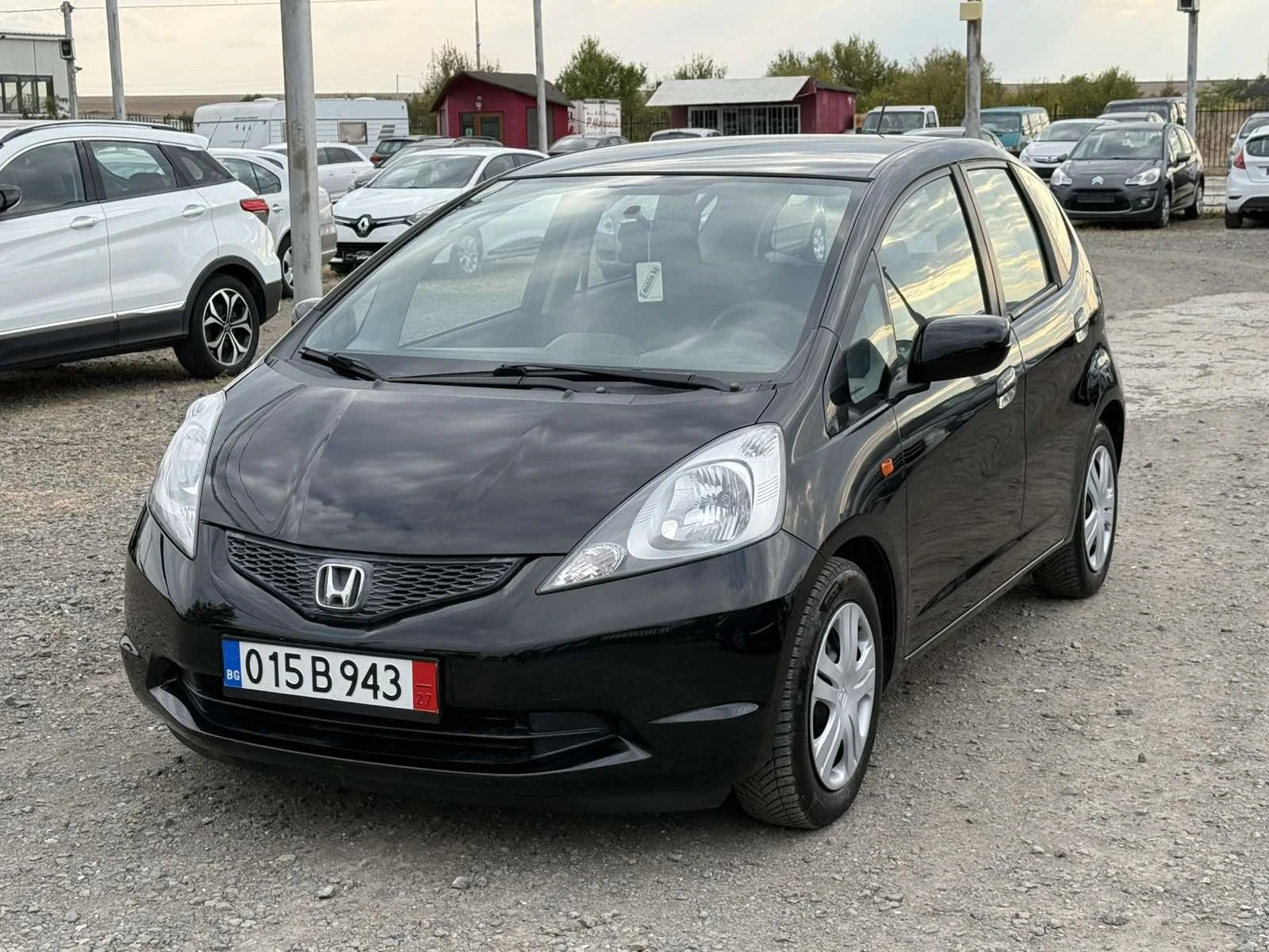Honda Jazz  - изображение 2