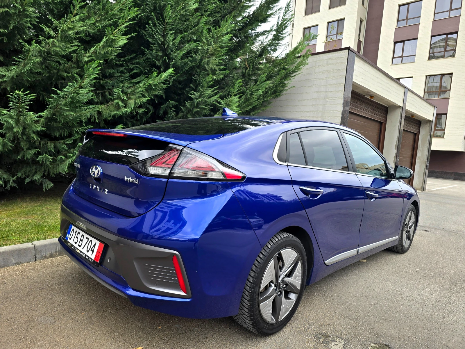 Hyundai Ioniq 1.6 HIBRIDE-PREMIUN-NAVI-KAMERA - изображение 5