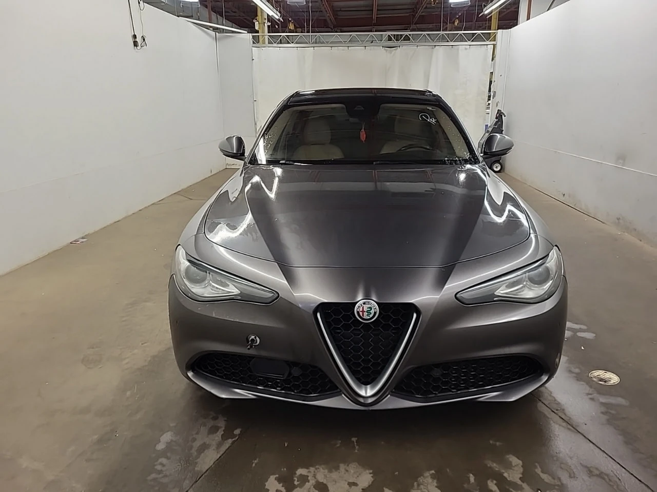 Alfa Romeo Giulia * АВТО КРЕДИТ* ЦЕНА ДО БГ * СЕРВИЗНА ИСТОРИЯ *  - изображение 2