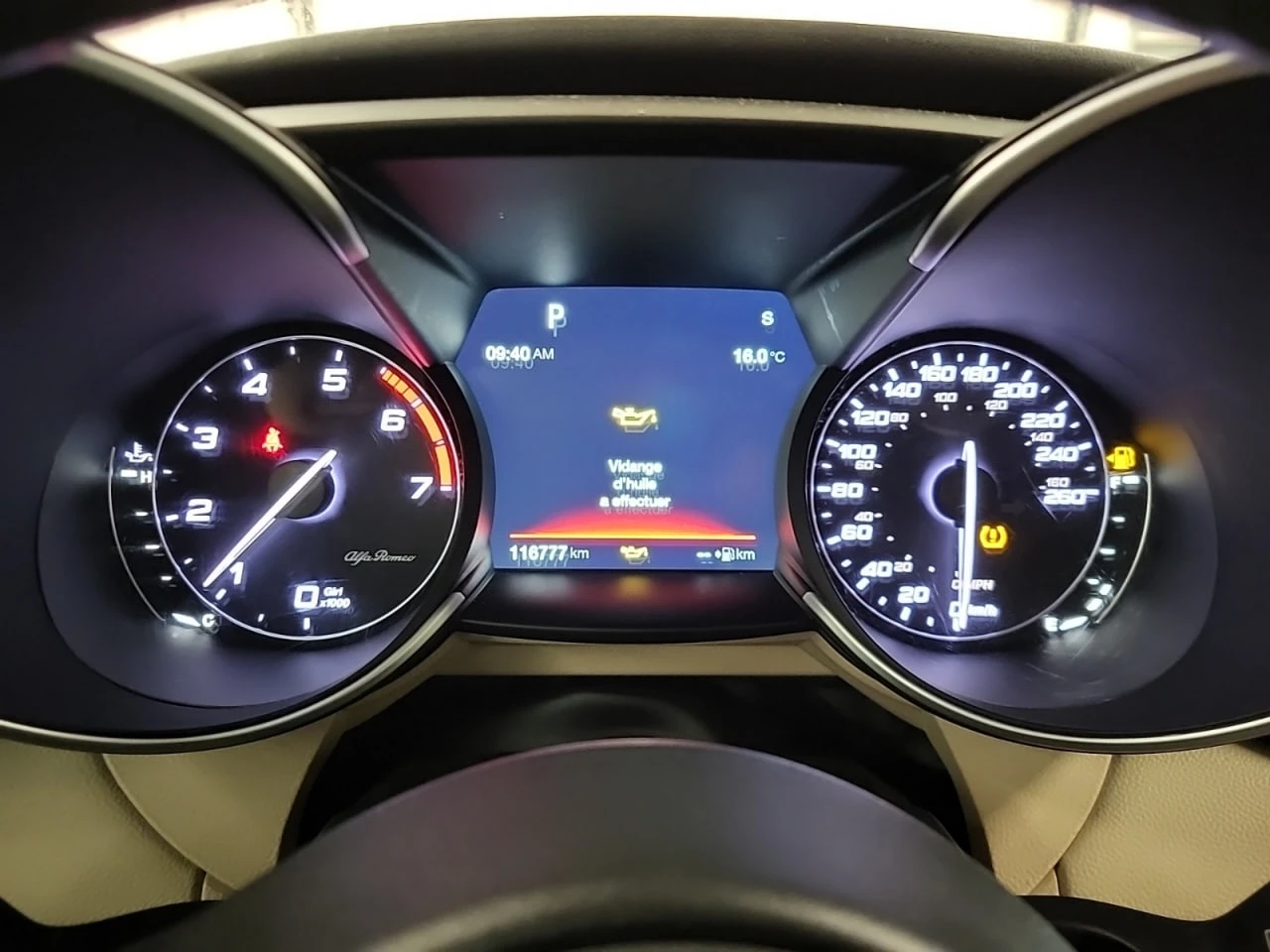 Alfa Romeo Giulia *  *    *   *  | Mobile.bg   11