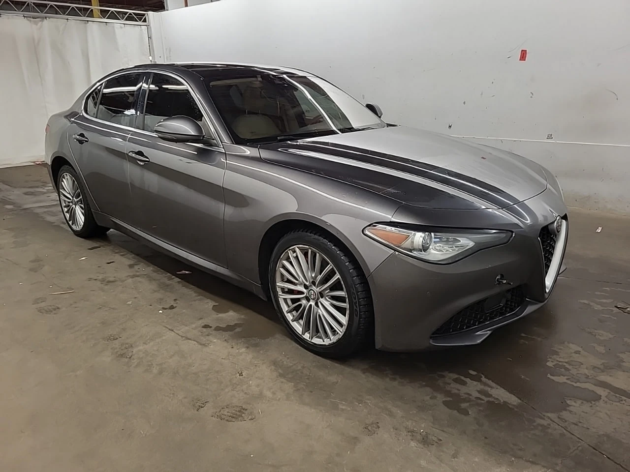 Alfa Romeo Giulia * АВТО КРЕДИТ* ЦЕНА ДО БГ * СЕРВИЗНА ИСТОРИЯ *  - изображение 3