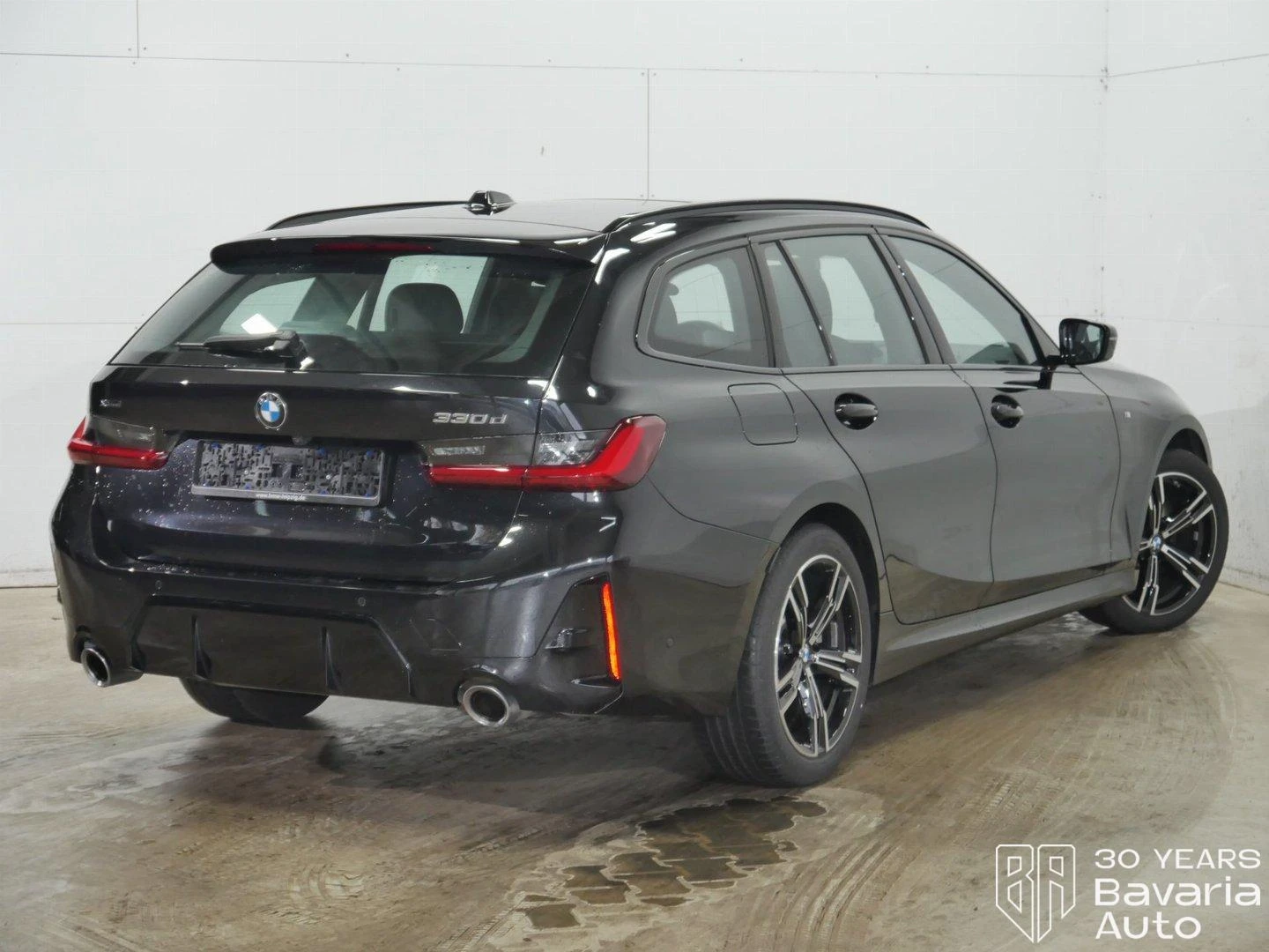 BMW 330 d xDrive Touring M Sport Paket Sportautomatic - изображение 3