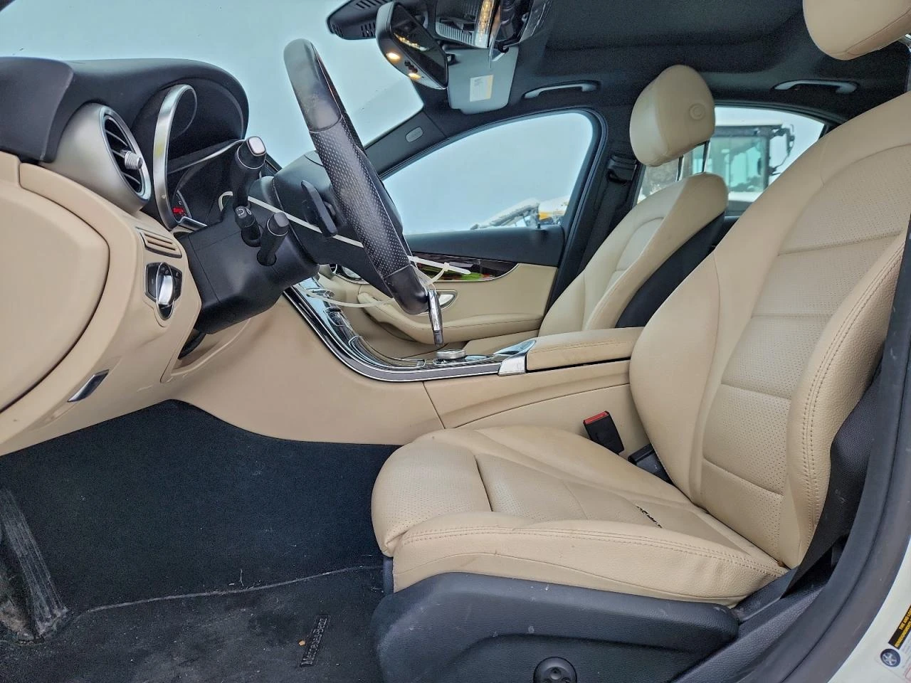 Mercedes-Benz C 300 4MATIC*  - изображение 8