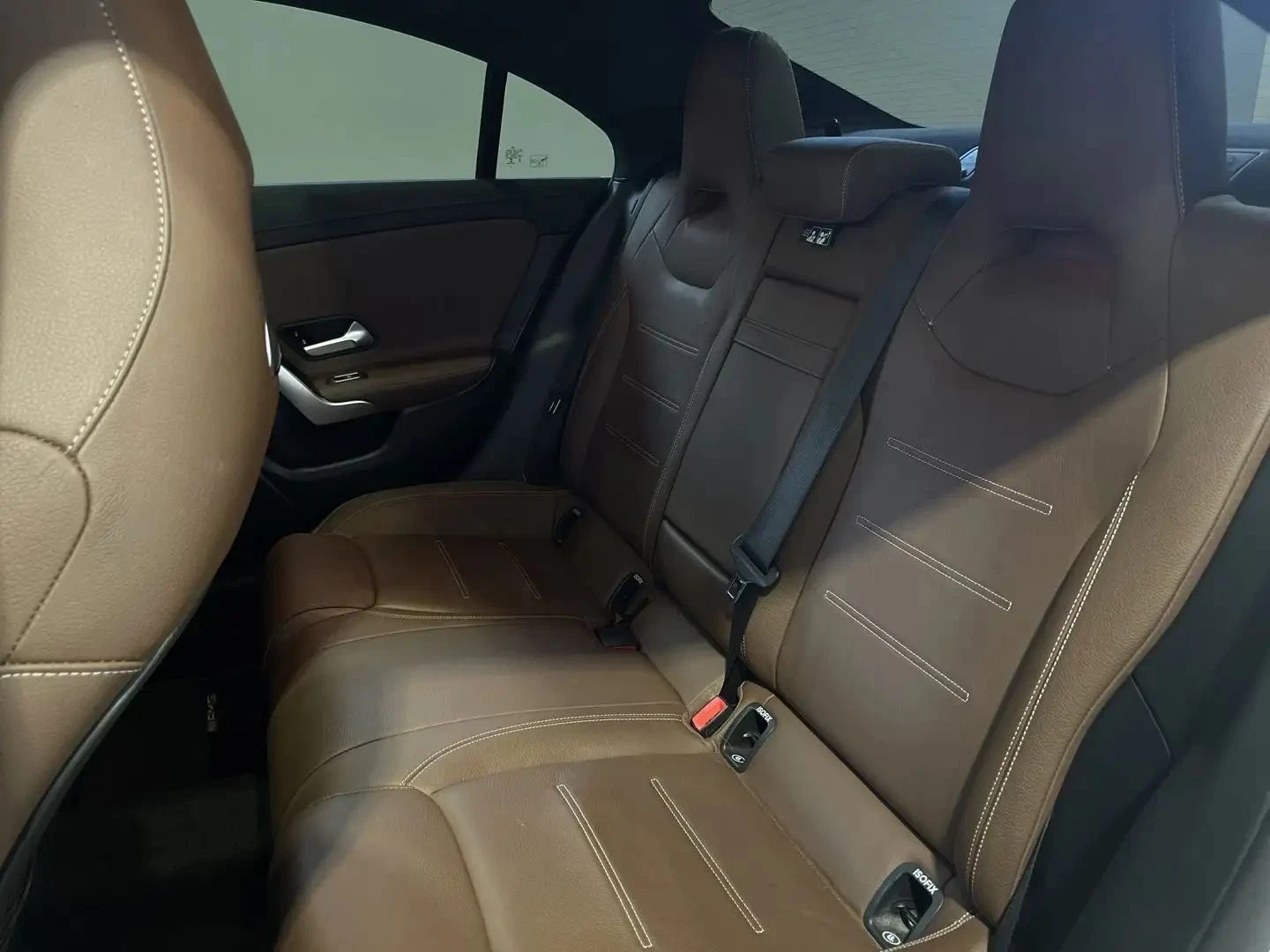 Mercedes-Benz CLA 250 AMG-pkg* Distronic* Apple CarPlay* Ambient* KEYLES | Mobile.bg � ����������� 16