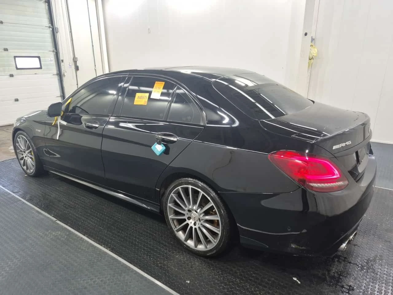 Mercedes-Benz C 43 AMG 4MATIC / ПОДГРЕВИ / ПАНОРАМА / ОТ ПРЕДСТАВИТЕЛСТВО, снимка 5 - Автомобили и джипове - 53678607