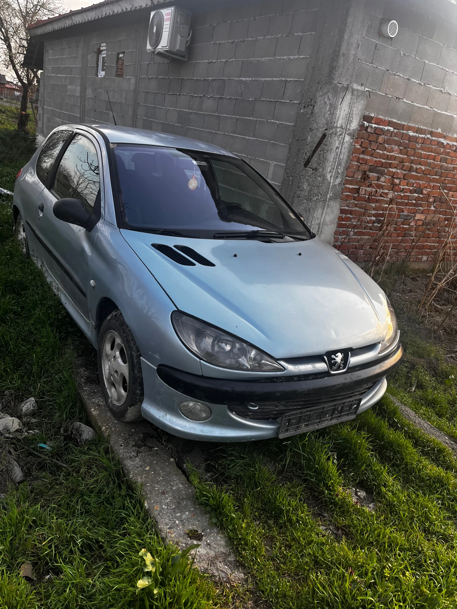Peugeot 206