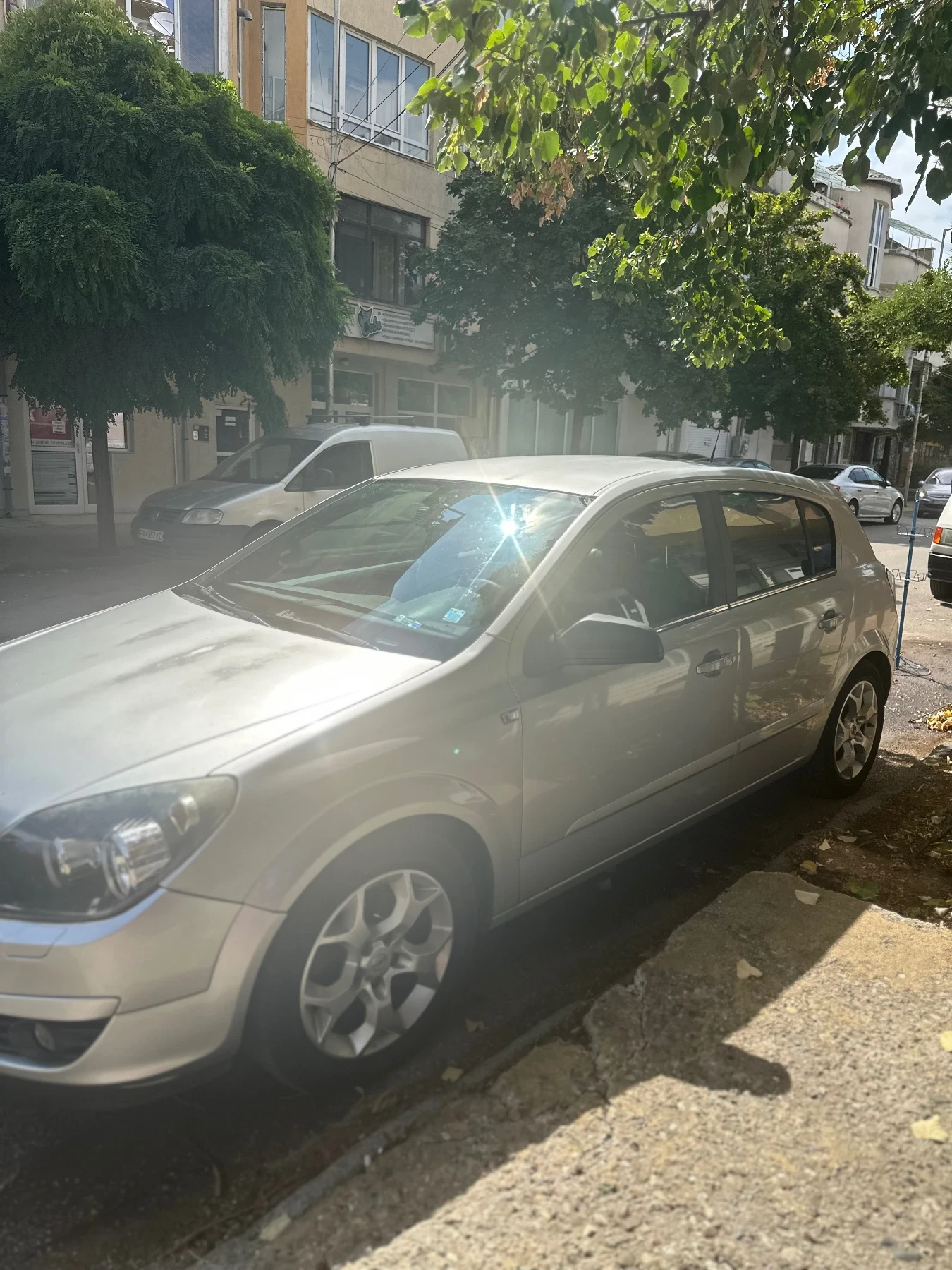 Opel Astra, снимка 2 - Автомобили и джипове - 54048507