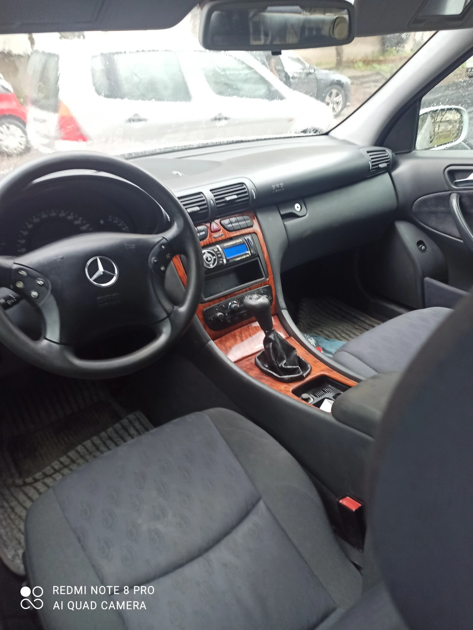 Mercedes-Benz C 180, снимка 7 - Автомобили и джипове - 54070700