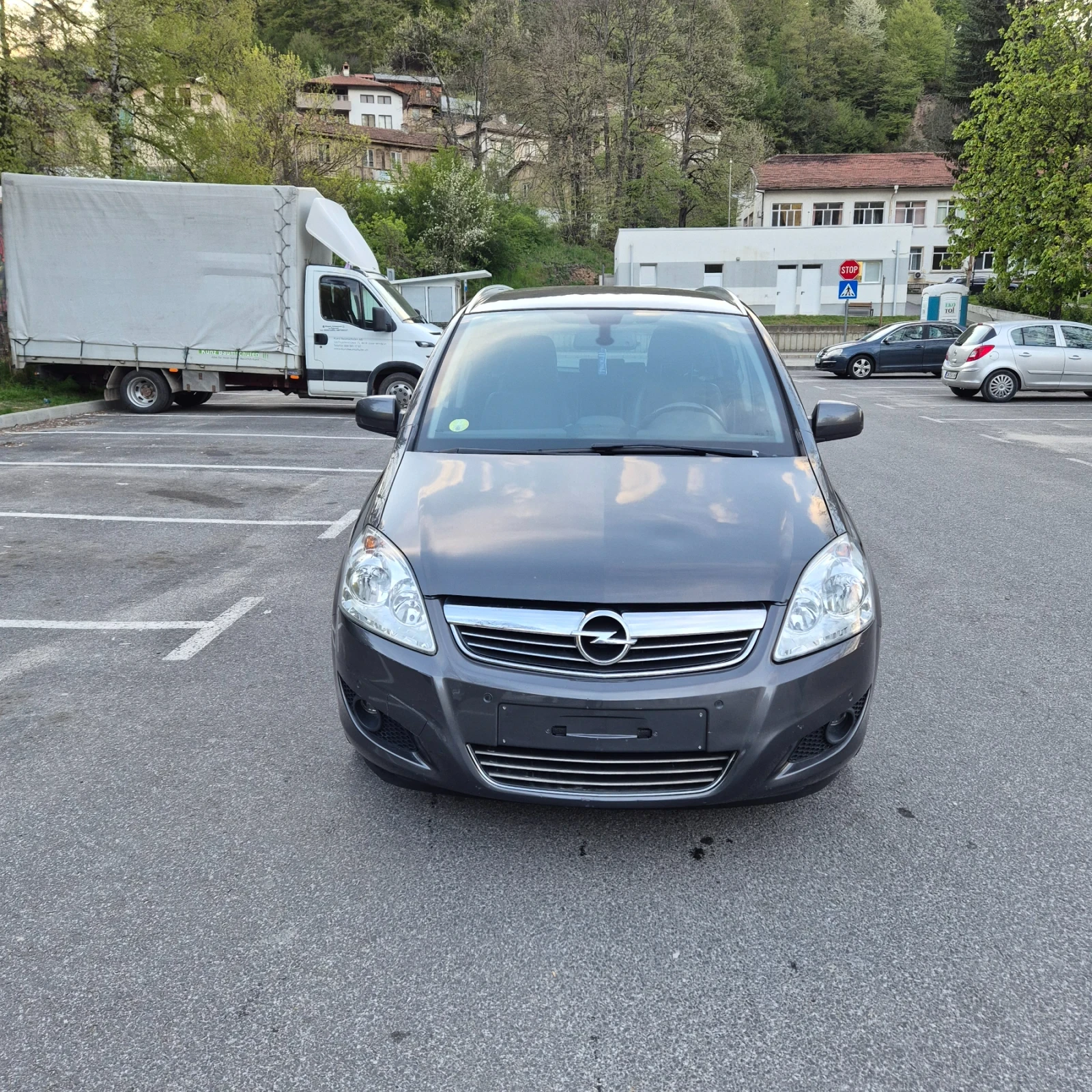Opel Zafira 1.7 CDTI, снимка 3 - Автомобили и джипове - 54577942