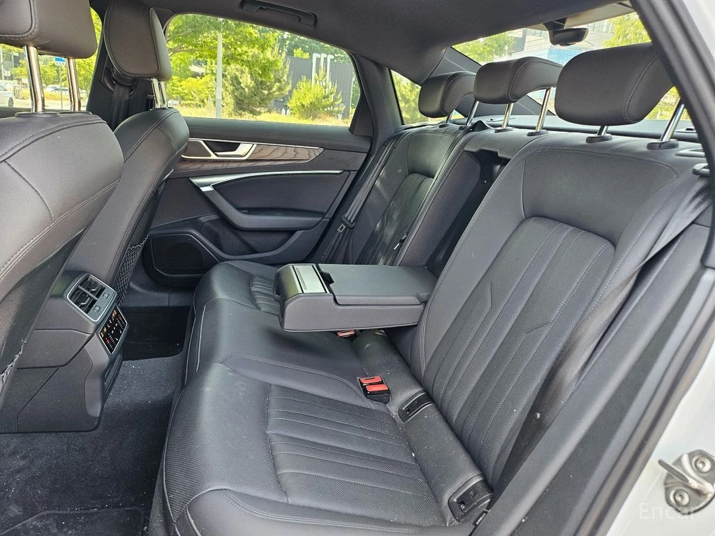 Audi A6 45TFSI* ПОДГРЕВ* ОБДУХВАНЕ* ДИСТРОНИК* LANE* ASSIS, снимка 14 - Автомобили и джипове - 54683019