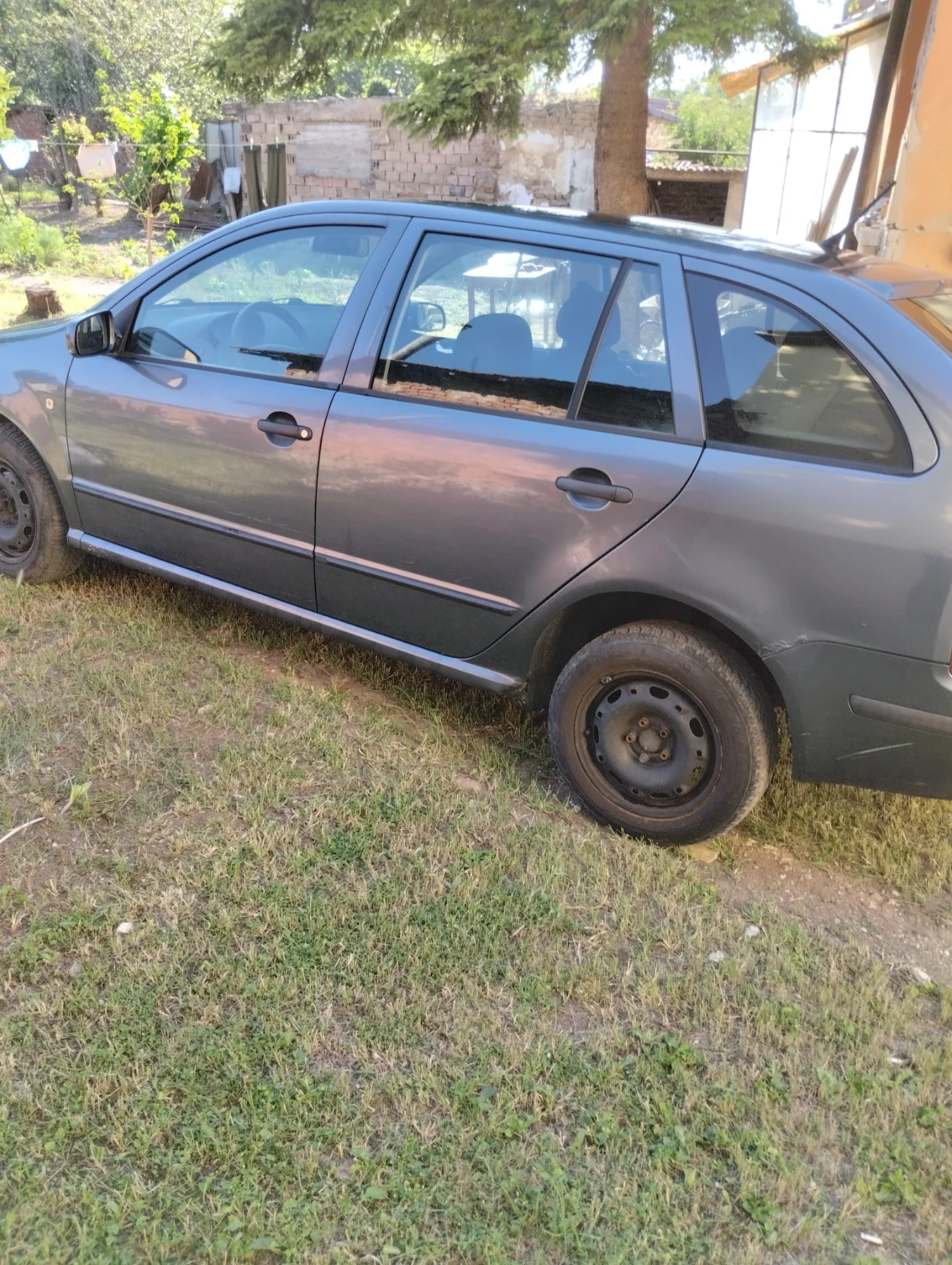 Skoda Fabia, снимка 5 - Автомобили и джипове - 54703669