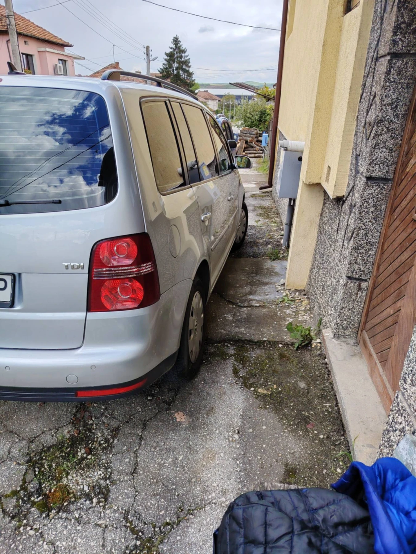 VW Touran 1.9TDI, снимка 5 - Автомобили и джипове - 54810502