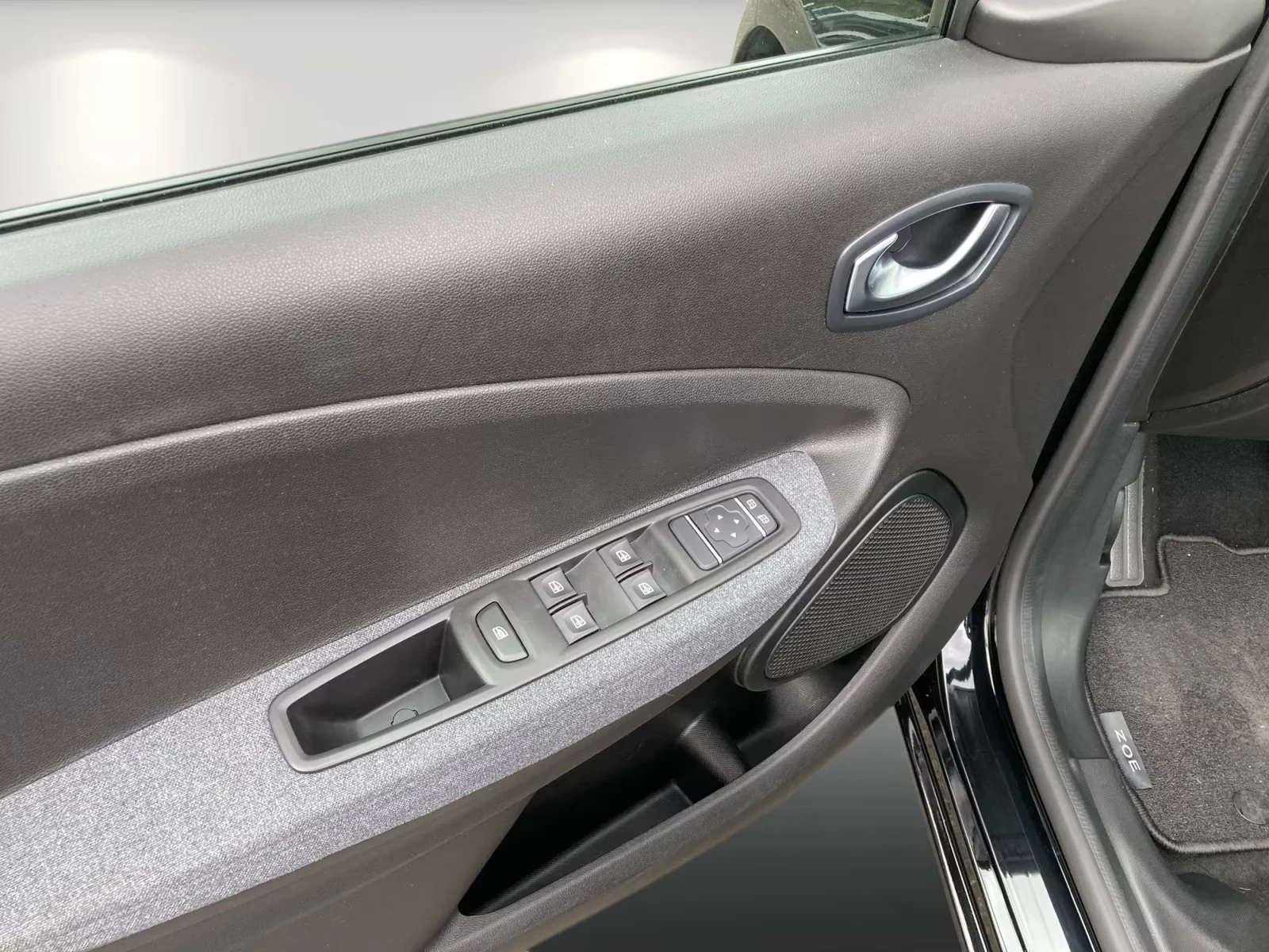 Renault Zoe R135/Z.E.50 52kWh| 136��| 2022| 1��� �������| TO�| | Mobile.bg � ����������� 14