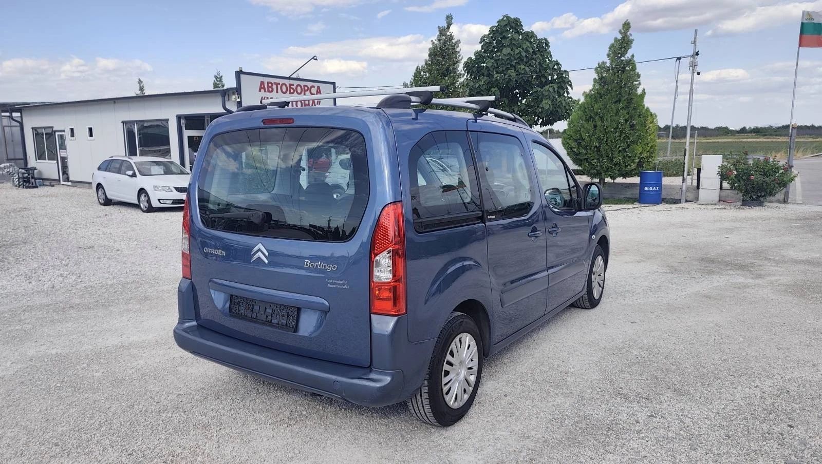 Citroen Berlingo 1.6 HDI 90кс, снимка 6 - Автомобили и джипове - 55674264