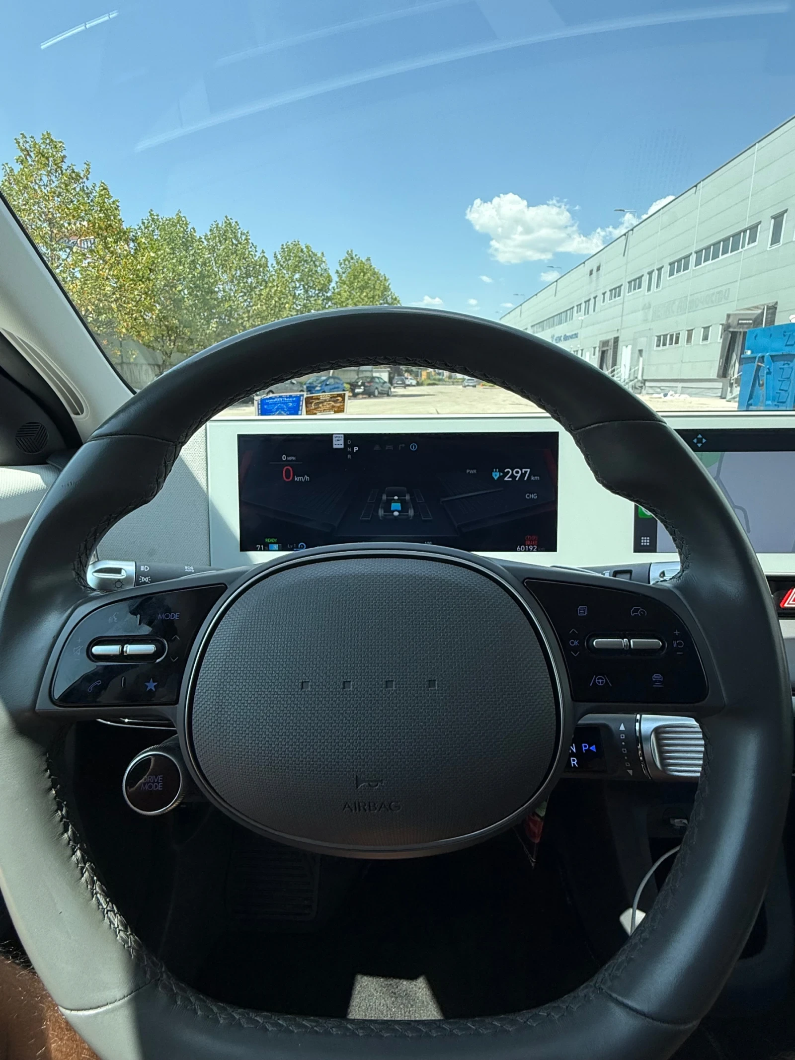 Hyundai Ioniq 5 77kWh* HTRAC* Distronic, снимка 13 - Автомобили и джипове - 55707081