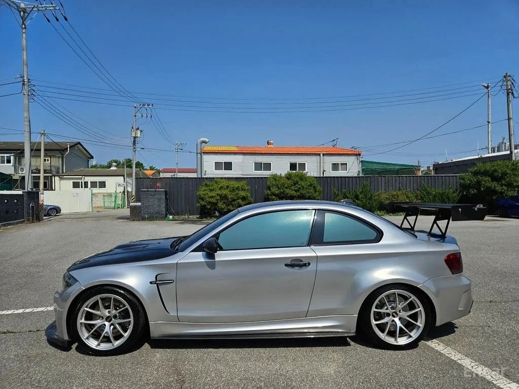 BMW 1M * М1* Coupe * АВТОКРЕДИТ БЕЗ ПЪРВОНАЧАЛНА ВНОСКА* , снимка 3 - Автомобили и джипове - 56117718
