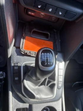 Kia Sportage 1.6 Turbo, снимка 8