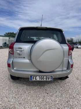 ����� �� �������� �� Toyota Rav4 2.2 ���