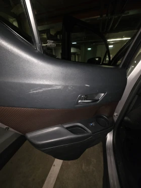 Toyota C-HR | Mobile.bg � ����� ������ 8
