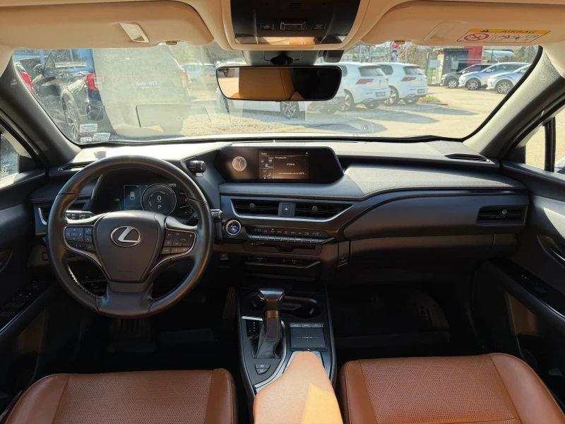 Lexus UX 250h 2.0h 184к.с 4X4 Luxury Гаранция, снимка 14 - Автомобили и джипове - 52645266
