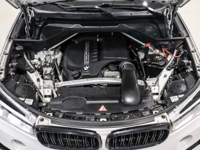 BMW X5 I * M-Package* * HeadUp* AвтоКредит* (ЦЕНА ДО БГ), снимка 4 - Автомобили и джипове - 53287865