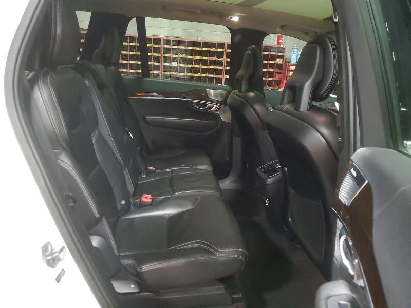 Volvo Xc90 T6| BOWERS&WILKINS* AWD* ПАНО, снимка 11 - Автомобили и джипове - 53725905