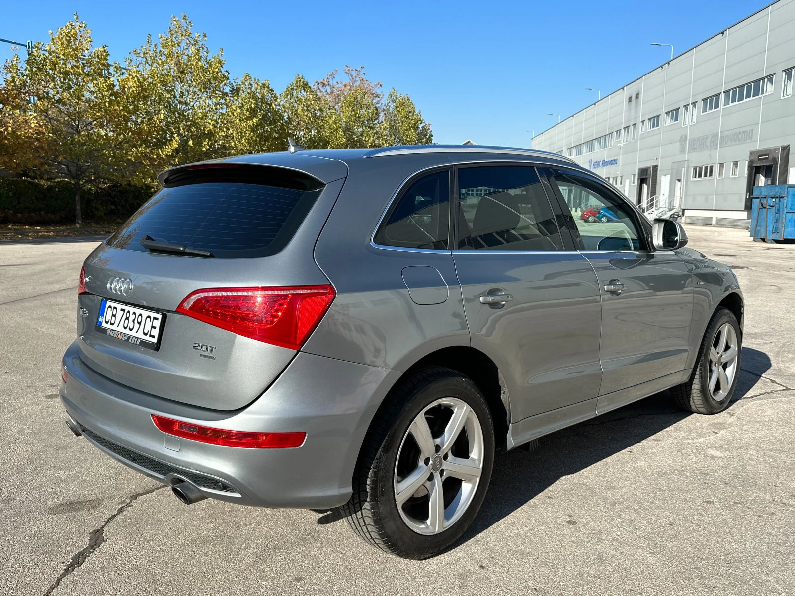 Audi Q5 2.0TFSI 211к.с. - изображение 4