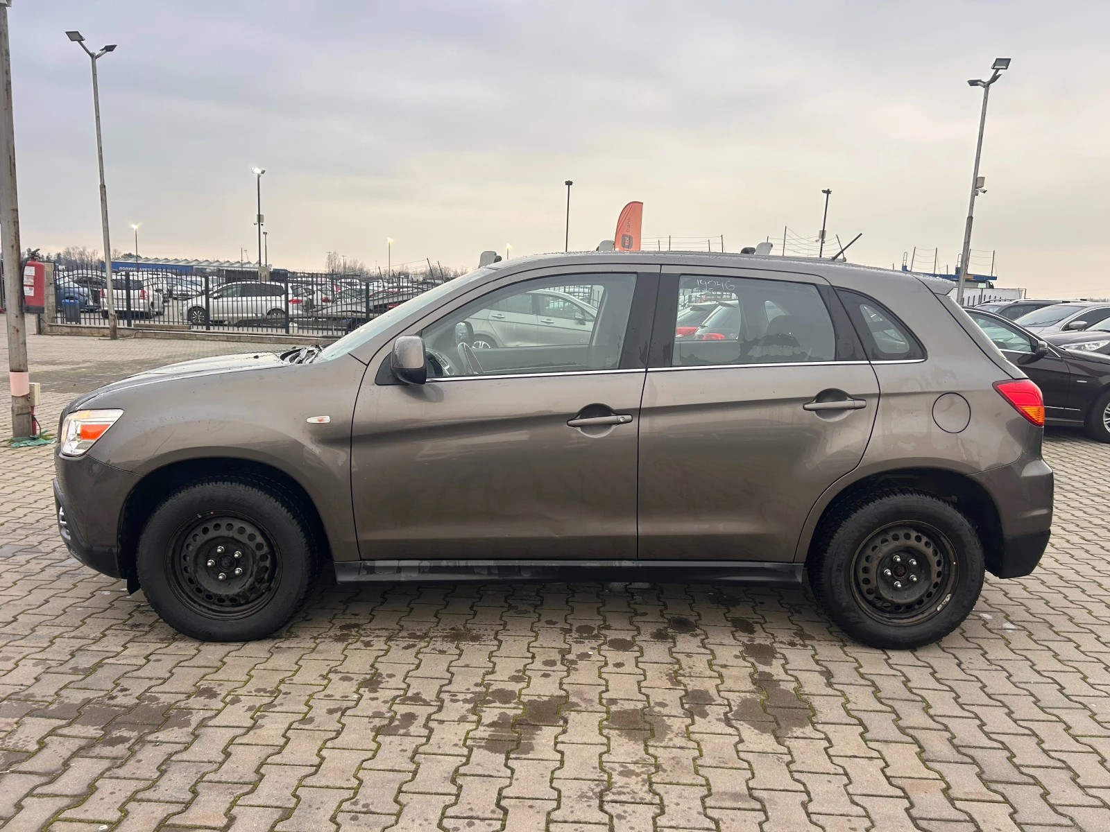 Mitsubishi ASX 1.8DI-D 4WD EURO 5 - изображение 9
