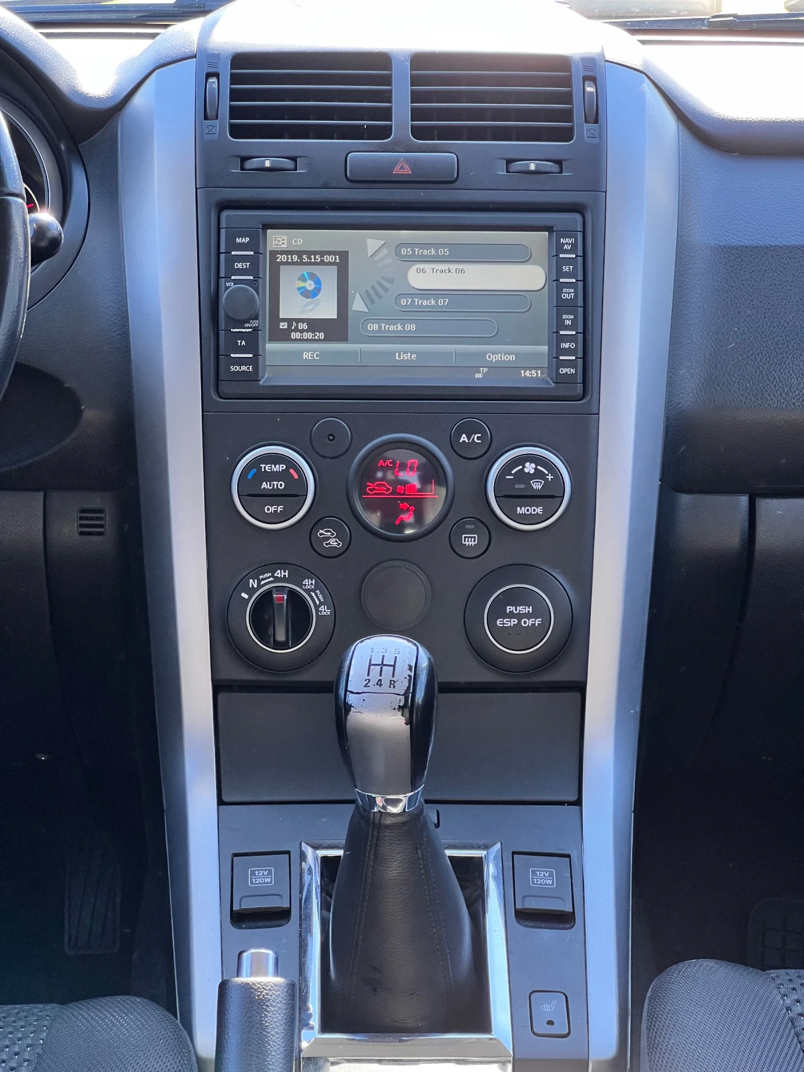 Suzuki Grand vitara 2.4i 169ps Euro5 4x4, снимка 15 - Автомобили и джипове - 54431895