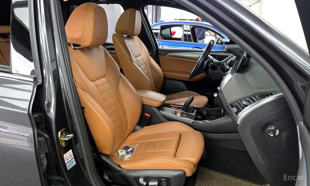 BMW X3 XDRIVE* МПАКЕТ* RECARO* КАМЕРИ* 360* ПАНО* ПОДГРЕВ, снимка 16 - Автомобили и джипове - 54483393
