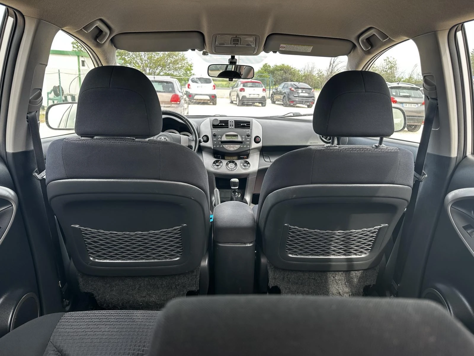 Toyota Rav4 2.2 ТОП, снимка 16 - Автомобили и джипове - 54542947